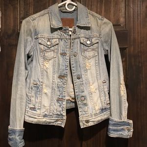 🔥Abercrombie & Fitch Denim Jacket